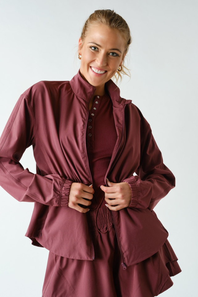 StrideFlex CurveCinch Peplum Jacket(AJ7721)