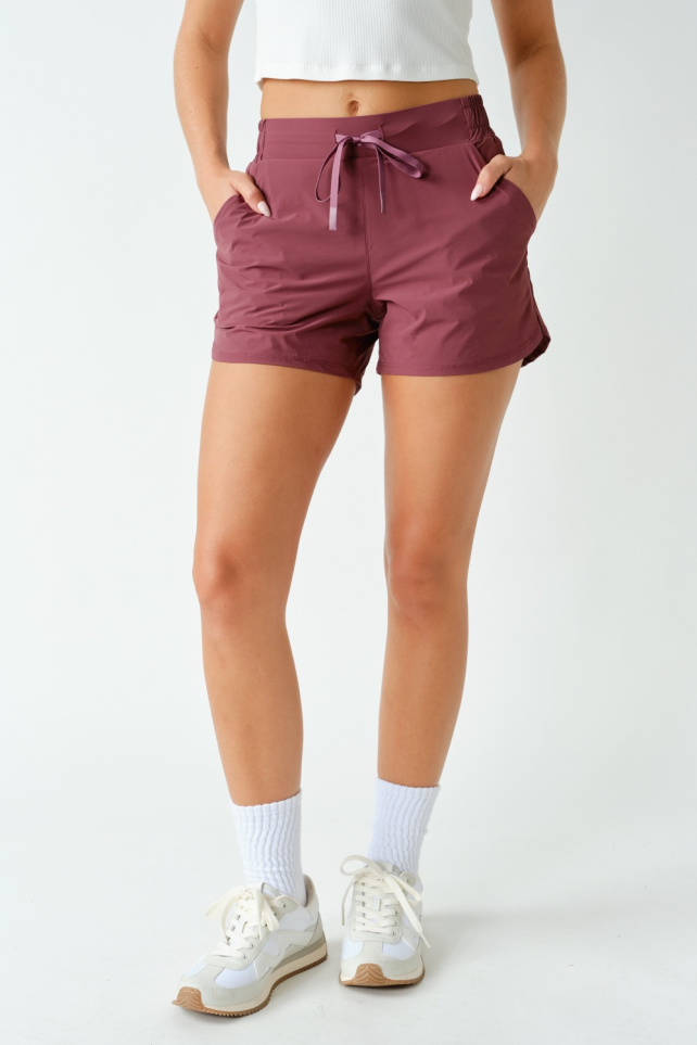 Lined Athleisure Shorts with Curved Hemline(AP-B0114)