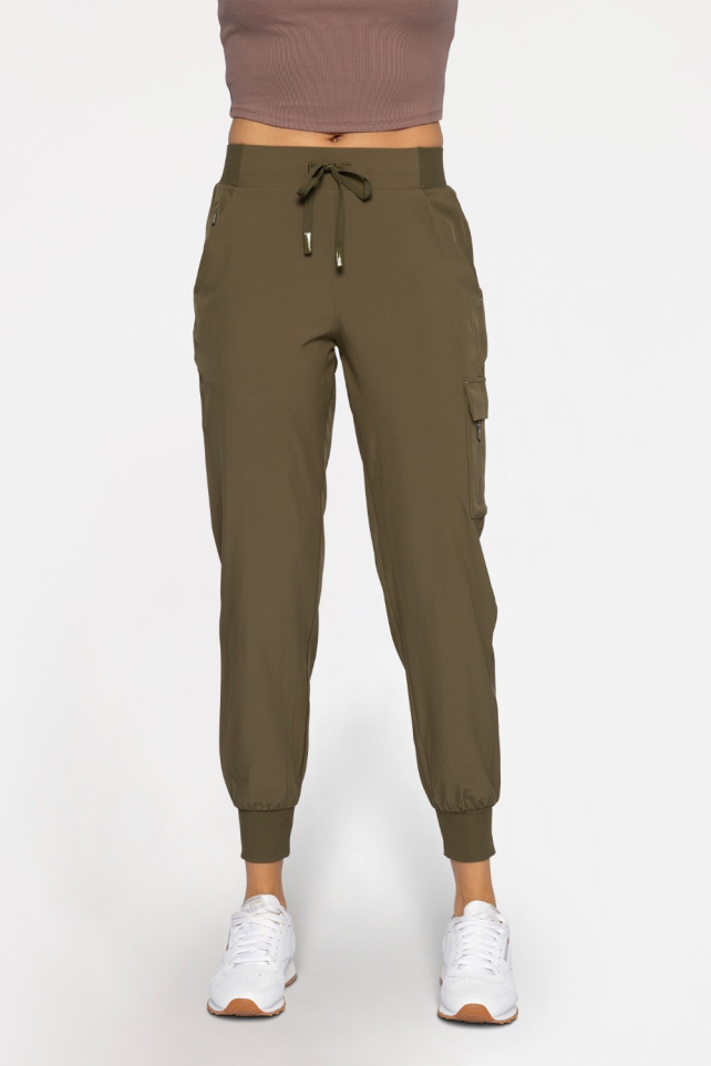 High-Waisted Capri Active Joggers with Pockets(AP-B0115)