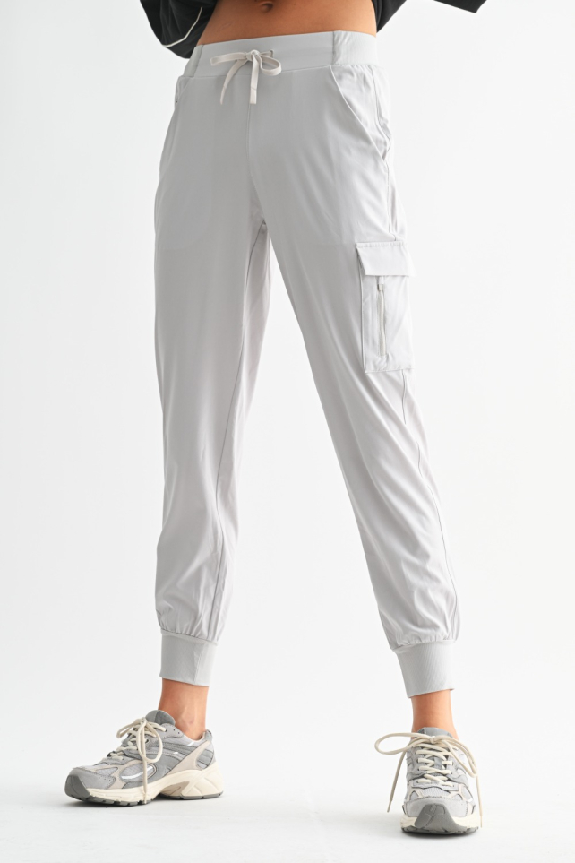 High-Waisted Capri Active Joggers with Pockets (AP-B0115)