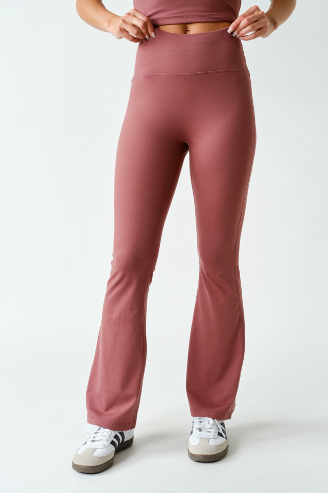 Venice Seamless-Front Flare Pants(APH3310)