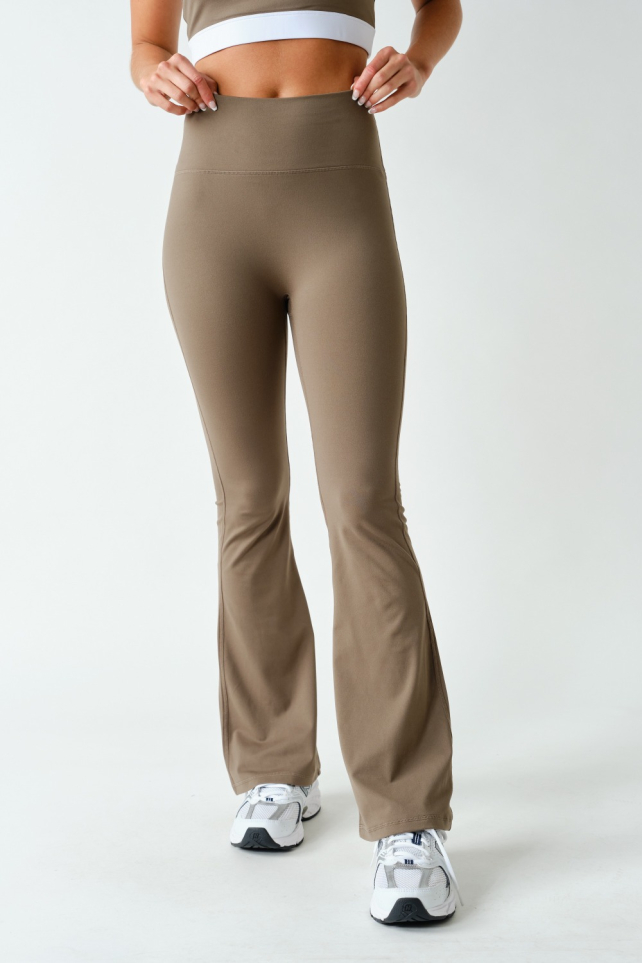 Venice Seamless-Front Flare Pants(APH3310)