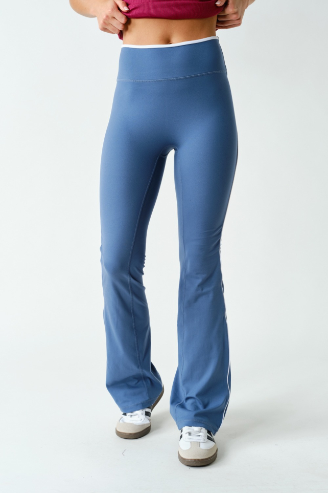 Venice Contrast-Piping Flare Pants(APH7761)