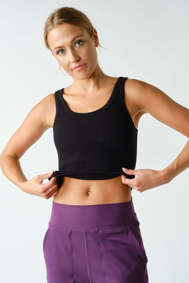 Ribbed Scoop-Neck Built-in-Bra Tank Top(AT3309)