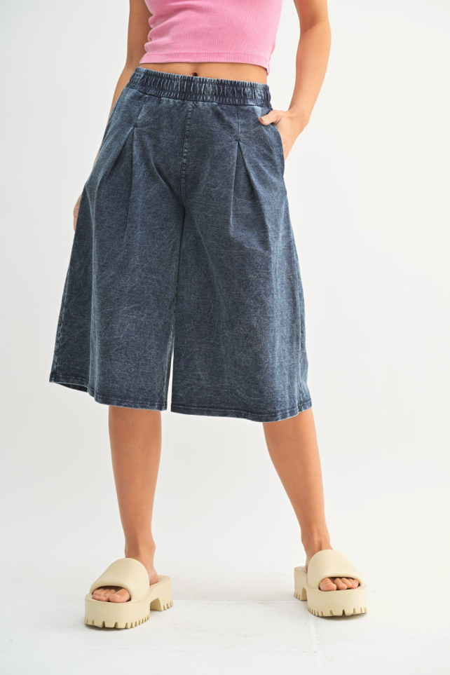 Mineral Wash Pleated Culottes (KP5346)