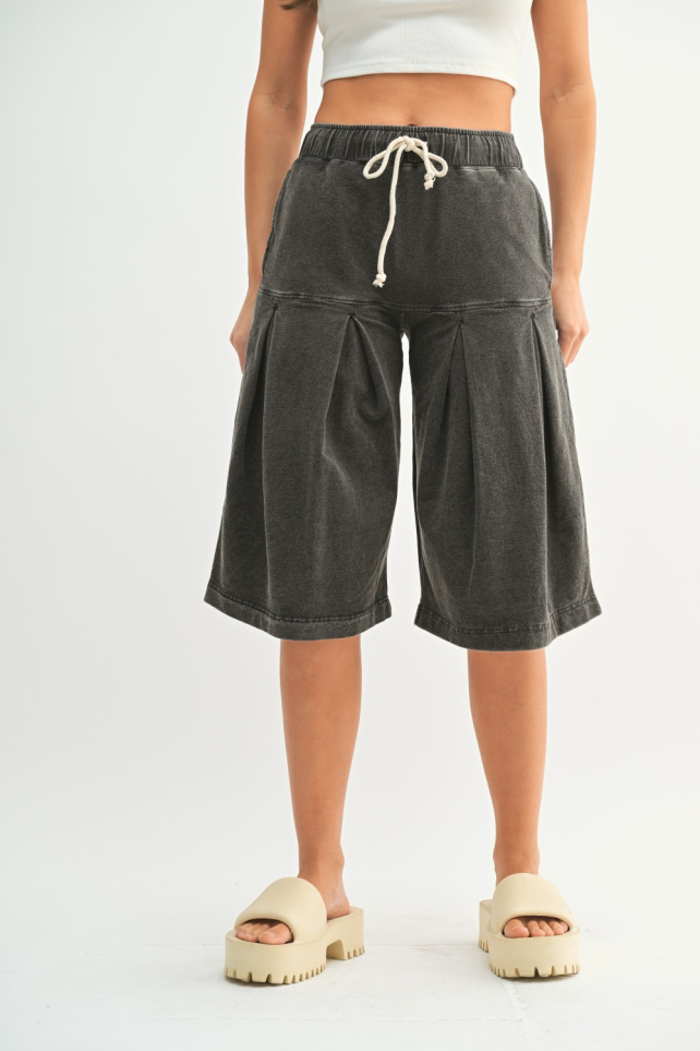 Mineral Wash Pleated Mid-Length Pants(KP5355)