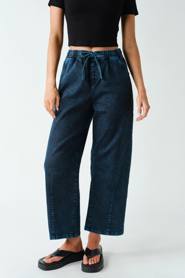 Denim Acid-Wash Drawstring Pull-On Pants (KP5959)