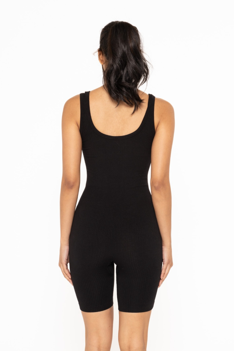 Ribbed Seamless Shortsie Romper(AP6374)