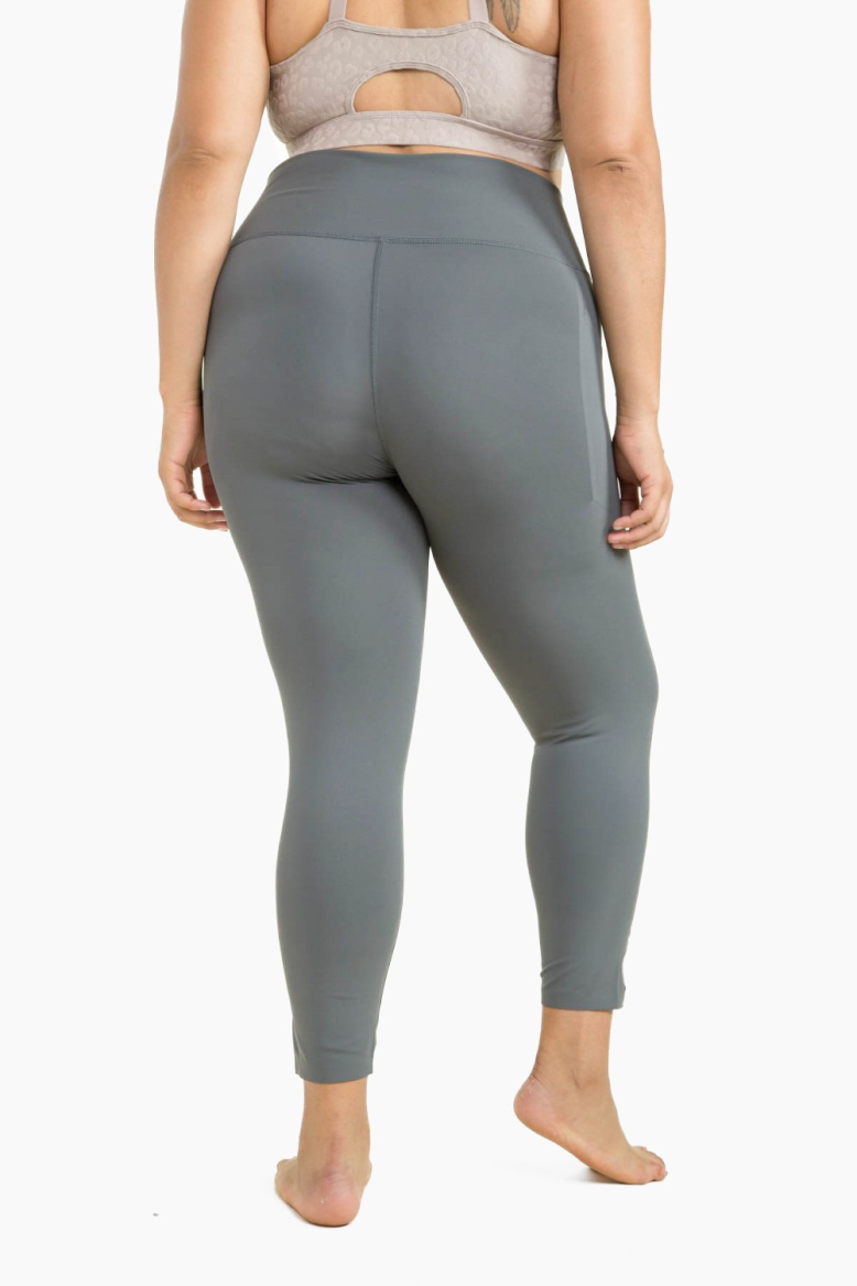 CURVY Laser-Cut and Bonded Essential Foldover Highwaist Leggings (APH2713-P)