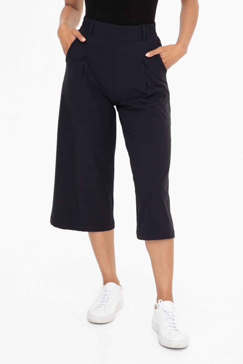 Tailored Cropped Flare Pants(APR6337)