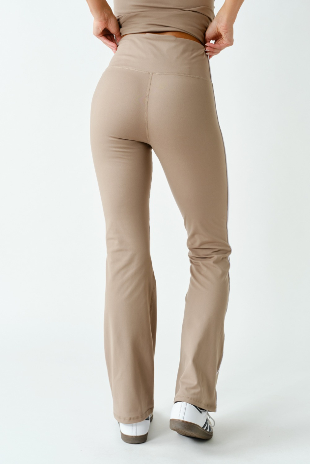 Sculpted High-Waist Flare Legging(AP7774)